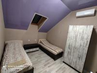 Twin Room with Shared Toilet