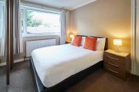 B&B Cayton - Host & Stay - Spring Gardens - Bed and Breakfast Cayton