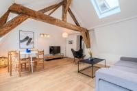 Charming rooftop apartment in Old Lille! - B&B