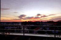 Le Nid : Rooftop moderne surplombant la ville - B&B