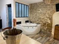 La balnéothérapie d'Élisa - B&B