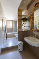 Arco della Pace Charm Apartment - Bed and Breakfast Milaan