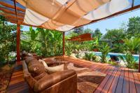 Casa Kristel - Exquisite Villa Getaway - B&B Puerto Viejo