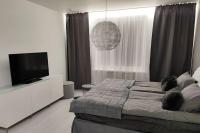 Chic Studio for Two Close to Metro - Bed and Breakfast Helsinki