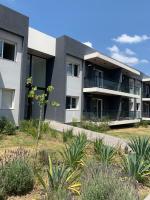 Villa Edén Departamento 1 Dormitorio con Cochera - B&B La Falda