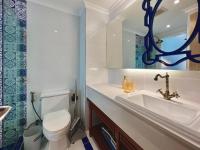 Studio Lit Queen-Size de Luxe 