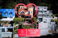Cardamom House, Enchanting Beach Vacation, Sleeps 5 - Chambres d’hôtes