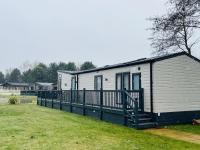White Swan Lodge - Bed and Breakfast