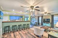 Galveston Group Getaway with Private Yard and Fire Pit - B&B