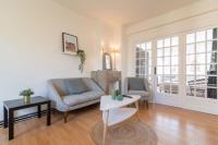 B&B Lilla - Vieux Lille Bright fully-equipped apartment! - Bed and Breakfast Lilla