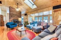 Waterfront North Hero Home with Screened Porch - B&B
