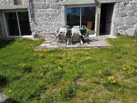 Gîte au calme pleine nature près d'un ruisseau - B&B