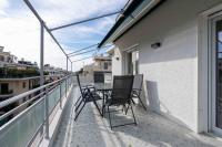 Corner Penthouse in Acropolis - B&B Atene