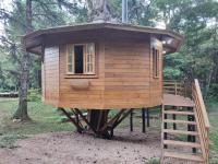 Casa na Árvore - Chalé Quemeninho - B&B