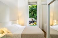 Queen Room with Garden View