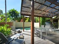 Cassowary Villa 1 - Short Walk to Beach and Town - B&B Port Douglas
