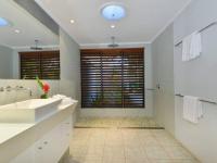 Cassowary Villa 1 - Short Walk to Beach and Town - Chambres d’hôtes Port Douglas