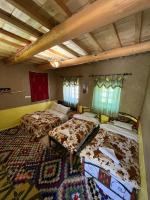 Habitación Triple con vistas a la montaña