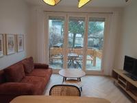 B&B La Courneuve - Appartement d'architecte avec vue sur jardin - Bed and Breakfast La Courneuve