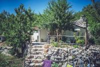 B&B Makarska - Robinson Haus Ivan - Bed and Breakfast Makarska