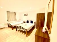 B&B Ealing - Spacious Studio Apartment In Ealing London - Bed and Breakfast Ealing