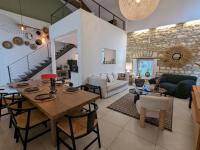 Maison de Charme Moderne avec Jardin, Terrasse et Fibre - Saint-Yrieix-sur-Charente - FR-1-653-250 - Bed and Breakfast