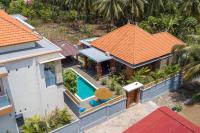 Dani Private Villa - 2BR Private Pool Villa in Tejakula North Bali - B&B Geretek