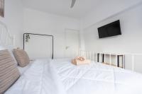 Prince Tower - Large Double Room