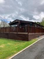 Cwtch Cymru Lodge 7F Caer Beris Holiday Lodge Park - B&B