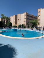 Très Beau T4 torrevieja rénové et moderne - Chambres d’hôtes