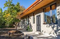 Art Rooms Garni (Blue Edition) - B&B