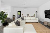 SUNSHINE BEACH BLISS inc POOL - B&B