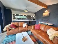 Chy Cos. South facing lodge with balcony & views. - B&B