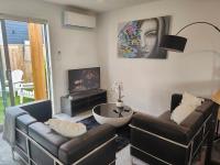Stylish Townhouse in City Centre - B&B