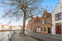 Brugse charme huis met tuin aan het water 8p - Chambres d'hôtes Bruges