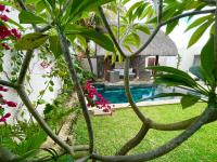 B&B Grand Baie - SG l L’Eden Villa l Luxe 6 pers l Piscine & jardin - Bed and Breakfast Grand Baie