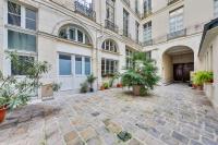 112 Suite Patrick - Superbe Appartement à Paris - B&B