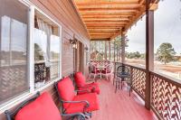 Deck and Grill Serene Nature Escape in Overgaard - B&B Heber-Overgaard