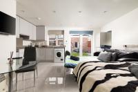Beautiful Garden Studio NW4 - B&B