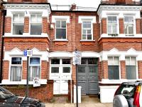 Central, Modern, Westfield, close to Tube station - B&B