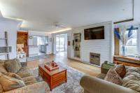 Quiet Manistee Home with Patio Less Than 1 Mi to Beaches! - B&B