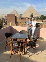 King hur pyramids inn - B&B
