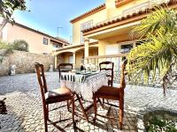 Holiday House Praia D Ana - B&B