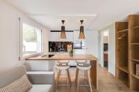 Bijou Lake Side Panorama - Seeblick und Erholung nahe Interlaken - B&B Leissigen