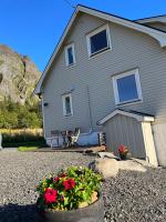 Sundklakk Feriehus i Lofoten - B&B Sundklakk
