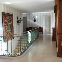 Villa Castalie - Maison de maître, grande piscine et jacuzzi, classée 5 étoiles - Ferienwohnung Montrichard