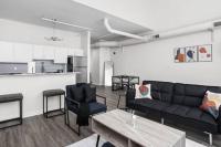 5BR Cozysuites The Block with Pool Table Arcade - B&B Indianápolis