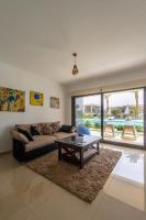 B&B El Gouna - El Gouna Luxury flat on the pool - Bed and Breakfast El Gouna