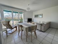 Appartement confortable 2P avec balcon et parking à Cambo-les-Bains - FR-1-495-133 - Chambres d'hôtes Cambo-les-Bains
