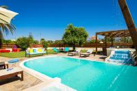 Aestas Residence, Refined Summer Retreat with Pool, By ThinkVilla - Bed and Breakfast Prínos